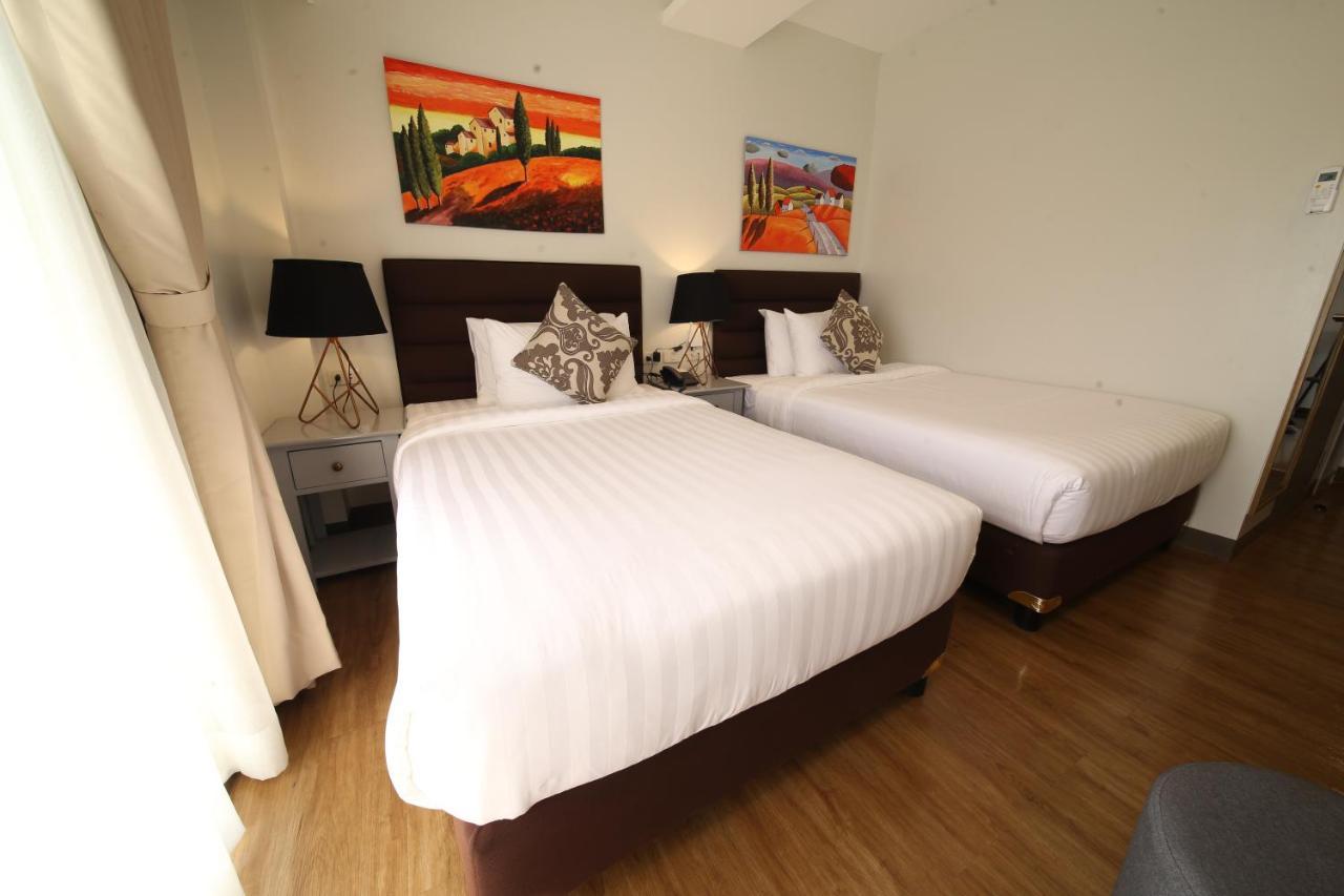 Via Appia Tagaytay Hotel Tagaytay City Екстериор снимка