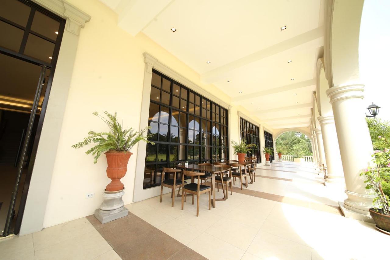 Via Appia Tagaytay Hotel Tagaytay City Екстериор снимка