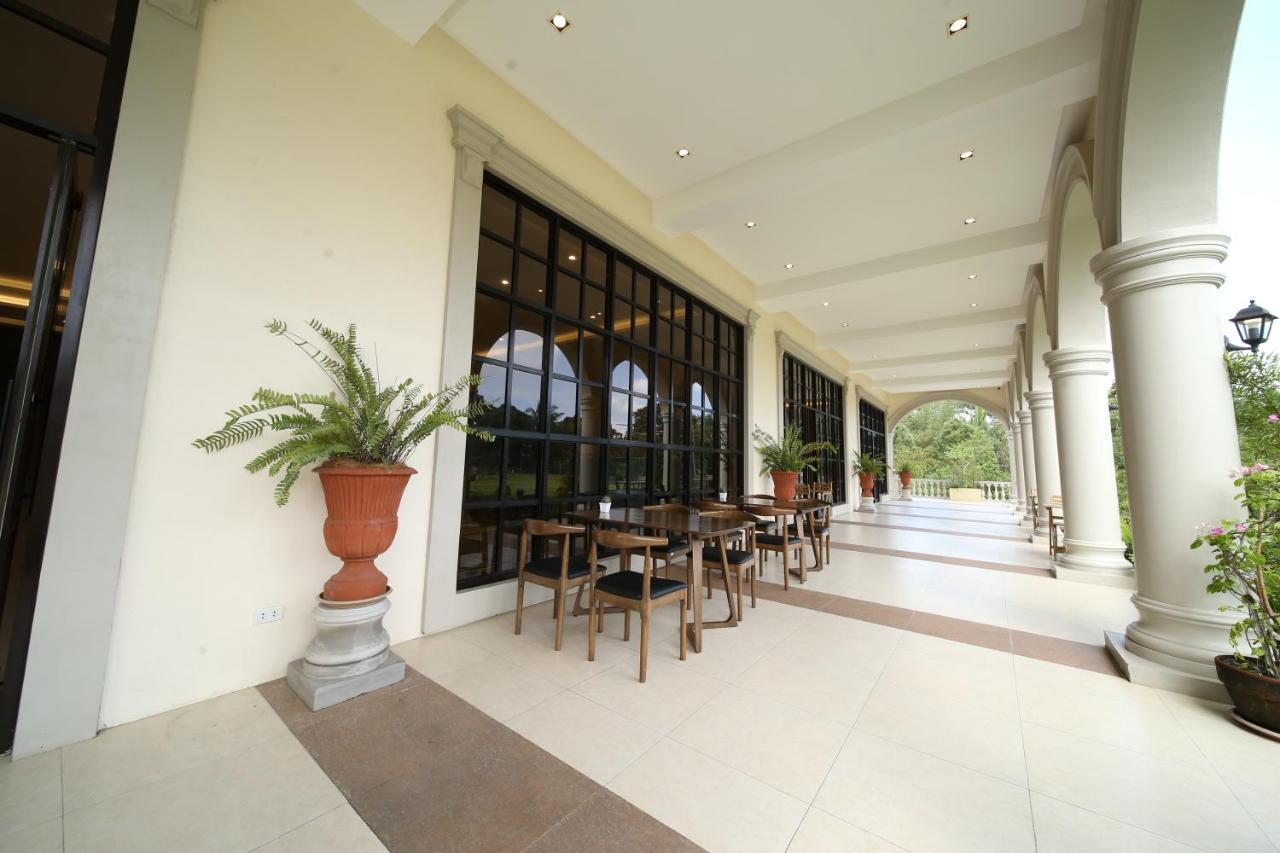 Via Appia Tagaytay Hotel Tagaytay City Екстериор снимка