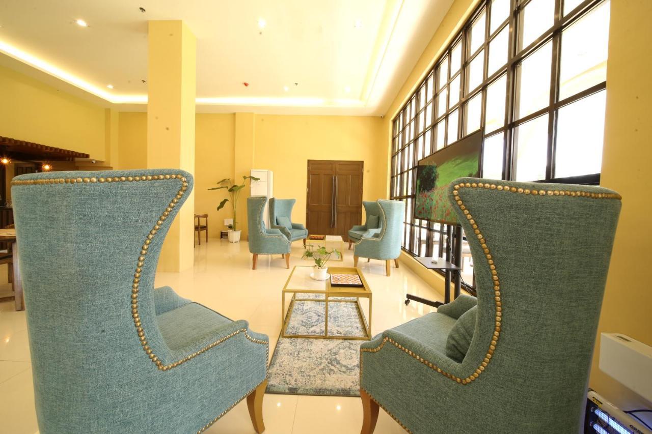 Via Appia Tagaytay Hotel Tagaytay City Екстериор снимка