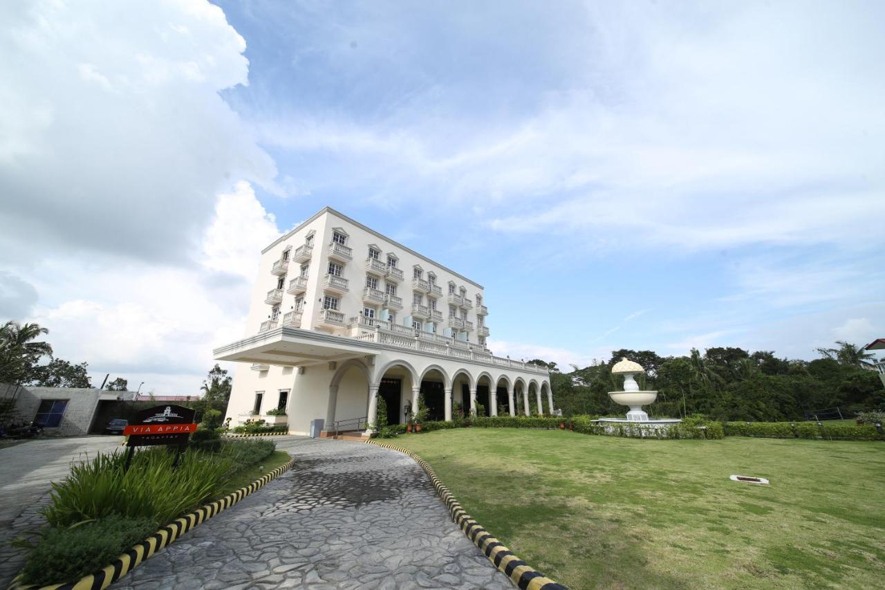 Via Appia Tagaytay Hotel Tagaytay City Екстериор снимка